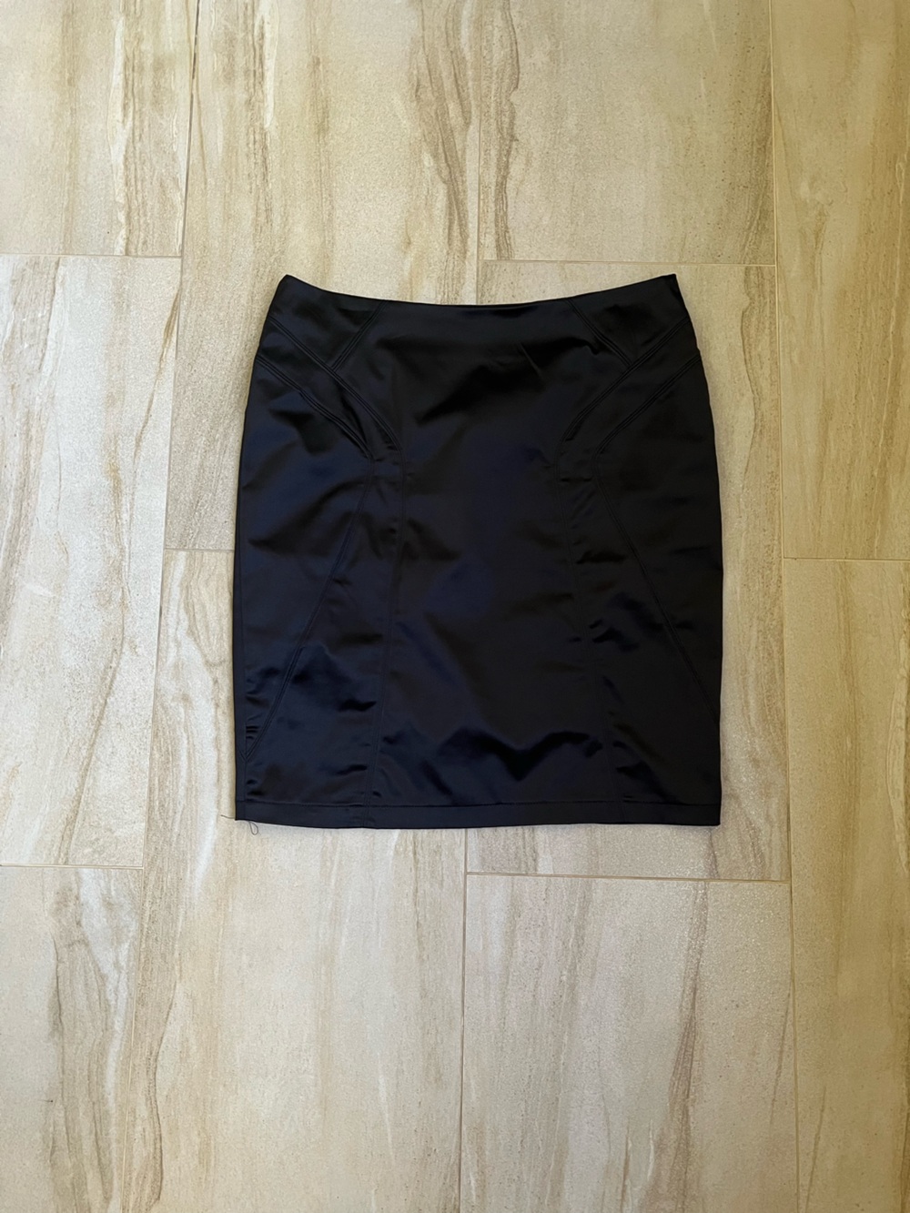 Romeo & Juliet Couture Black Women's Satin skirt